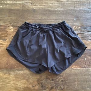 Lululemon Hotty Hott shorts (4in inseam).  Size 6.